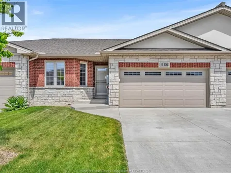 1186 Peabody Avenue Windsor ON N8P 0C7