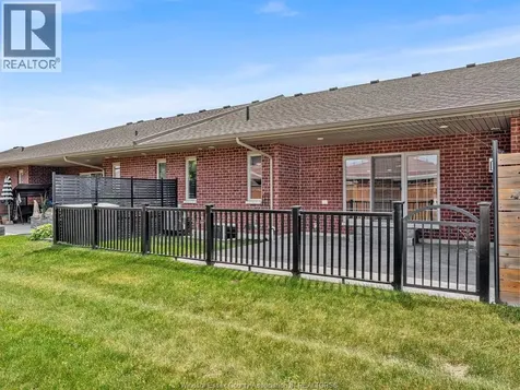 1186 Peabody Avenue Windsor ON N8P 0C7