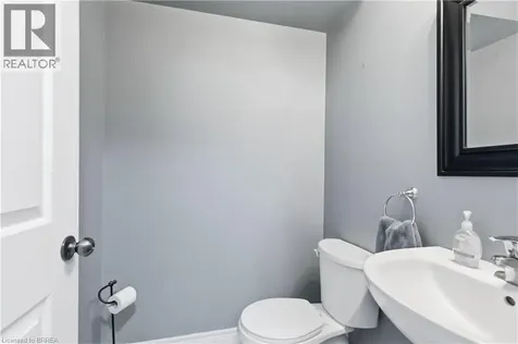 53 Banks Street Brantford ON N3T 0H6