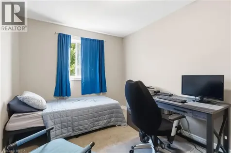 53 Banks Street Brantford ON N3T 0H6