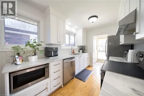 176 Kimberly Drive Hamilton ON L8K 4L1