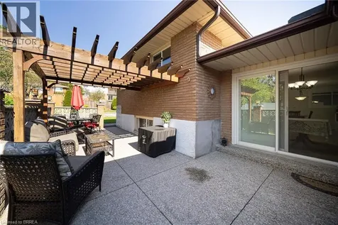 176 Kimberly Drive Hamilton ON L8K 4L1