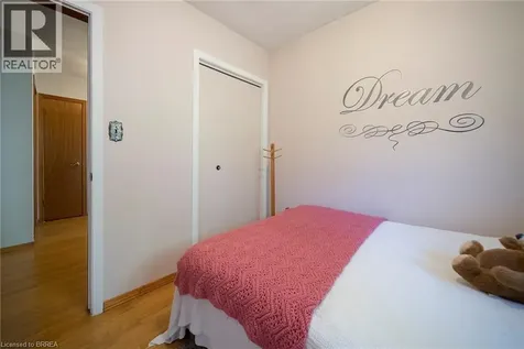 176 Kimberly Drive Hamilton ON L8K 4L1