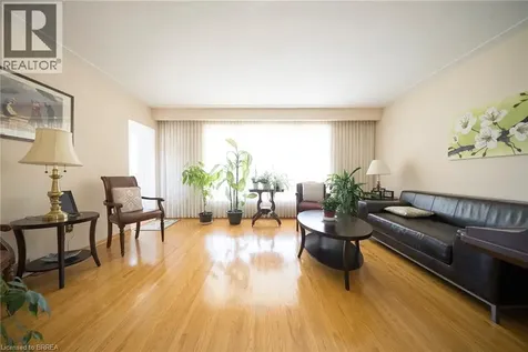 176 Kimberly Drive Hamilton ON L8K 4L1