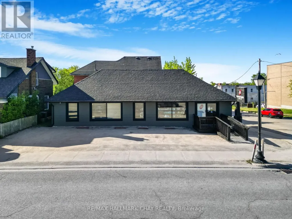 49 Colborne Street East Orillia ON L3V 1T5