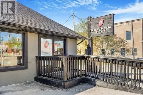 49 Colborne Street East Orillia ON L3V 1T5