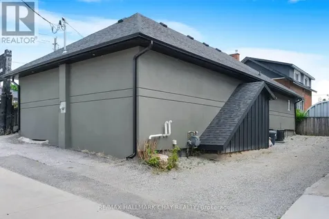 49 Colborne Street East Orillia ON L3V 1T5