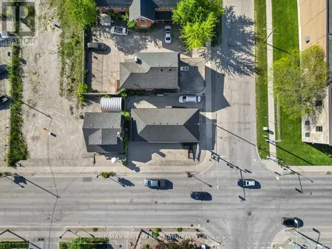 49 Colborne Street East Orillia ON L3V 1T5