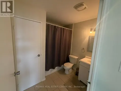 65 Highland Crescent Kitchener ON N2M 5M8