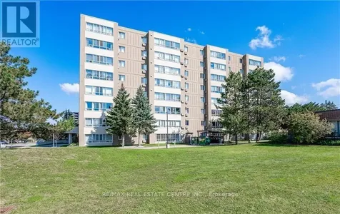 65 Highland Crescent Kitchener ON N2M 5M8