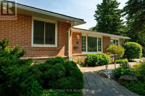 52 Maple Crescent Orangeville ON L9W 1X7