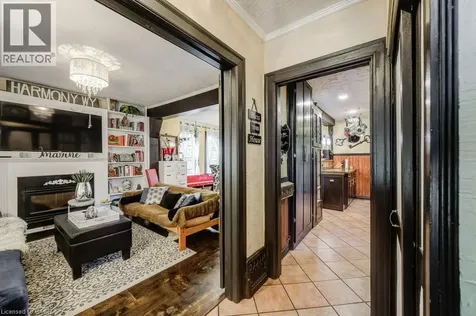 78 Chestnut Street Kitchener ON N2H 1V1