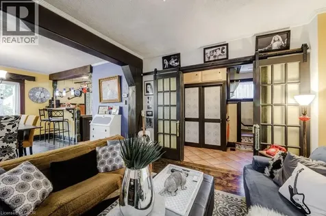 78 Chestnut Street Kitchener ON N2H 1V1