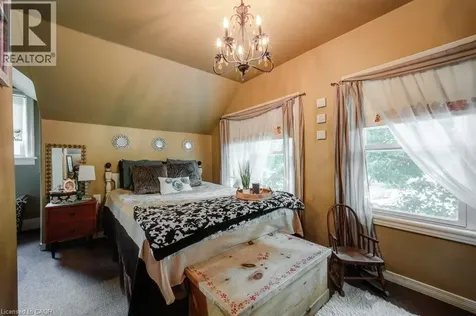 78 Chestnut Street Kitchener ON N2H 1V1