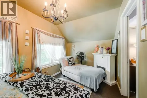 78 Chestnut Street Kitchener ON N2H 1V1