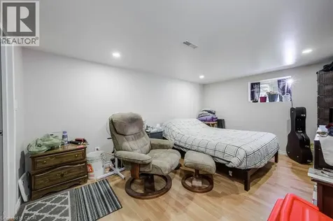 78 Chestnut Street Kitchener ON N2H 1V1