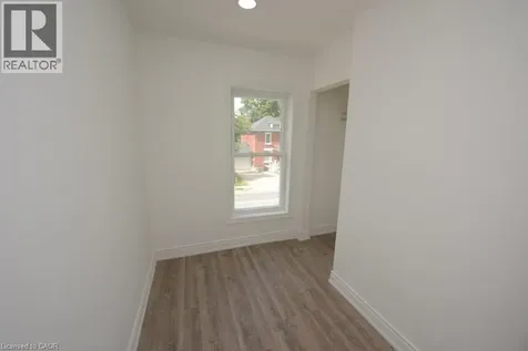 79 Cedar Street Cambridge ON N1S 1V5