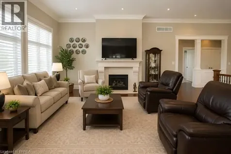 29 Westlake Boulevard Brantford ON N3T 0E1