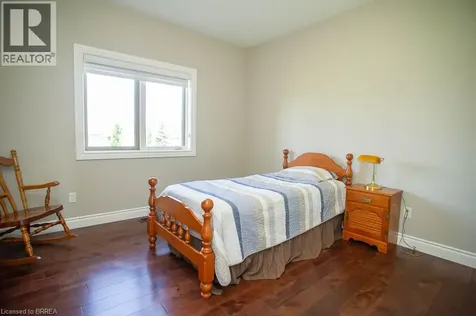 29 Westlake Boulevard Brantford ON N3T 0E1