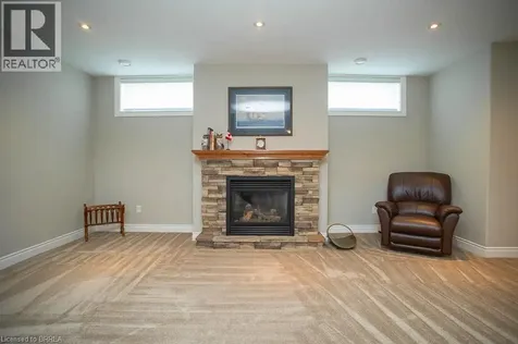 29 Westlake Boulevard Brantford ON N3T 0E1