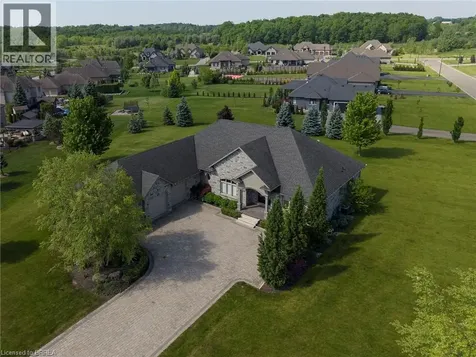 29 Westlake Boulevard Brantford ON N3T 0E1