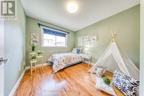 129 Fadine Road Newmarket (summerhill Estates) ON L3X 2P2
