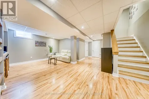 129 Fadine Road Newmarket (summerhill Estates) ON L3X 2P2