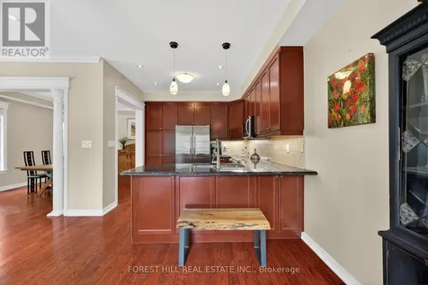 320 William Dunn Crescent Newmarket (summerhill Estates) ON L3X 3L2