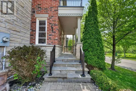320 William Dunn Crescent Newmarket (summerhill Estates) ON L3X 3L2