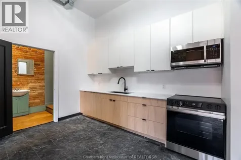 138 King Street West Chatham ON N7M 1E3