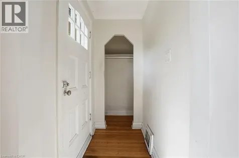 352 Parkside Drive Waterdown ON L0R 3H0