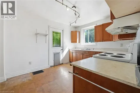 352 Parkside Drive Waterdown ON L0R 3H0