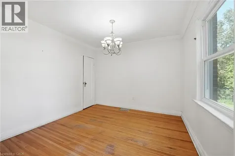 352 Parkside Drive Waterdown ON L0R 3H0