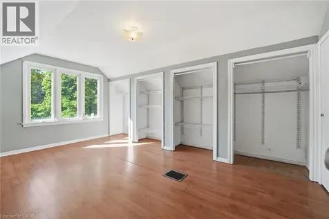 352 Parkside Drive Waterdown ON L0R 3H0