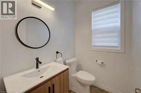 729 Keats Way Waterloo ON N2T 2Y2