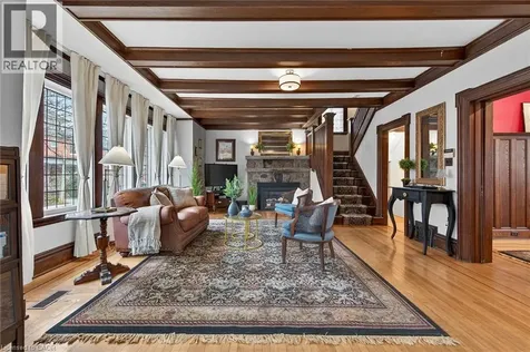 151 Holton Avenue South Hamilton ON L8M 2L6