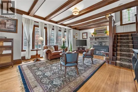 151 Holton Avenue South Hamilton ON L8M 2L6