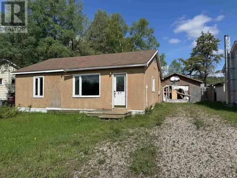 67 Manitou Road Manitouwadge ON P0T 2C0