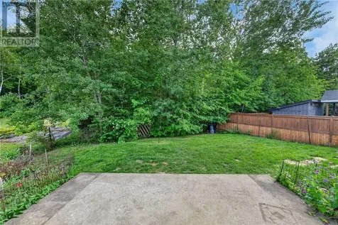 1819 Oriole Drive Sudbury ON P3E 2W5