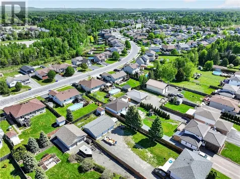 1604 Jeanne D'arc Street Sudbury ON P3P 0A1