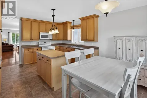 1604 Jeanne D'arc Street Hanmer ON P3P 0A1