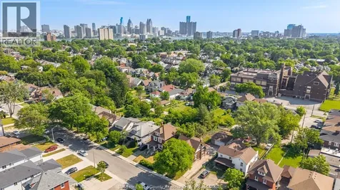 540 Campbell Avenue Windsor ON N9B 2H4
