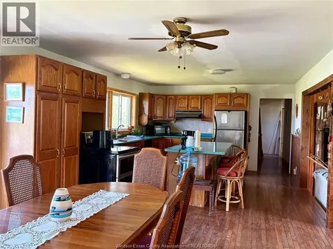 2 Parsons Road Pelee Island ON N0R 1M0