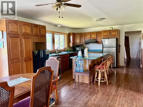 2 Parsons Road Pelee Island ON N0R 1M0