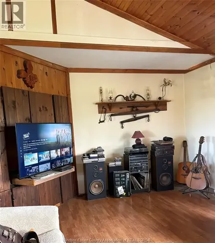2 Parsons Road Pelee Island ON N0R 1M0
