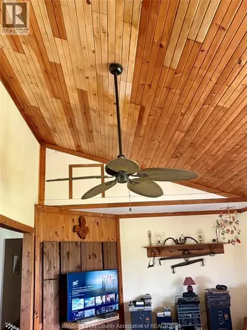 2 Parsons Road Pelee Island ON N0R 1M0