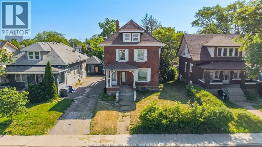 540 Campbell Avenue Windsor ON N9B 2H4