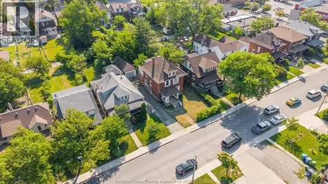 540 Campbell Avenue Windsor ON N9B 2H4