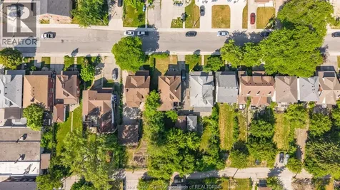 540 Campbell Avenue Windsor ON N9B 2H4