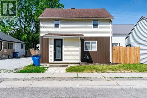 8 Payne Street Chatham ON N7M 4M9